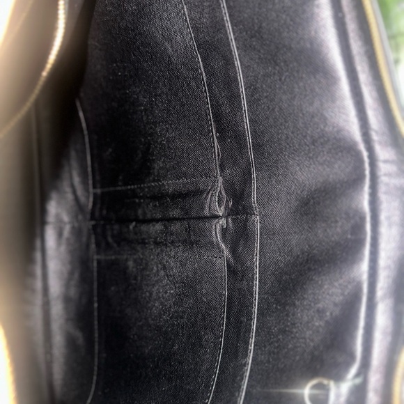 Louis Vuitton Black Epi Porto document voyage - Picture 12 of 13